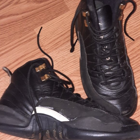 Shoes - Picture 2 of 2